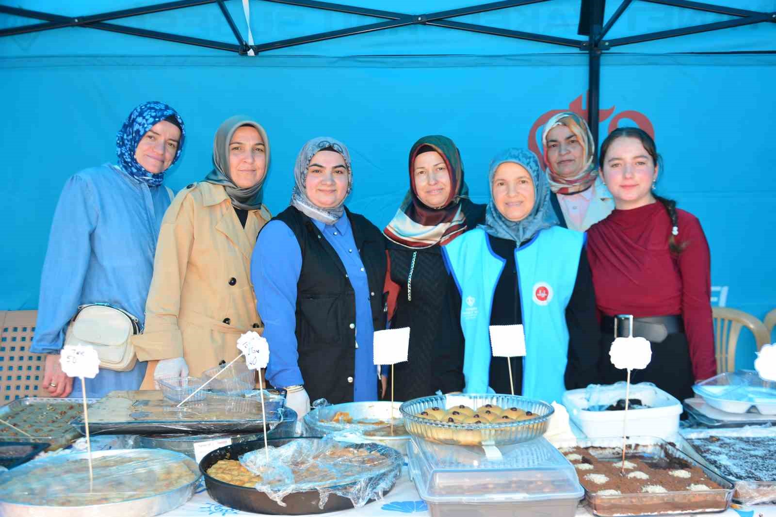 ordu-da-gelecegin-hafizlarina-hayir-carsisi-ile-destek