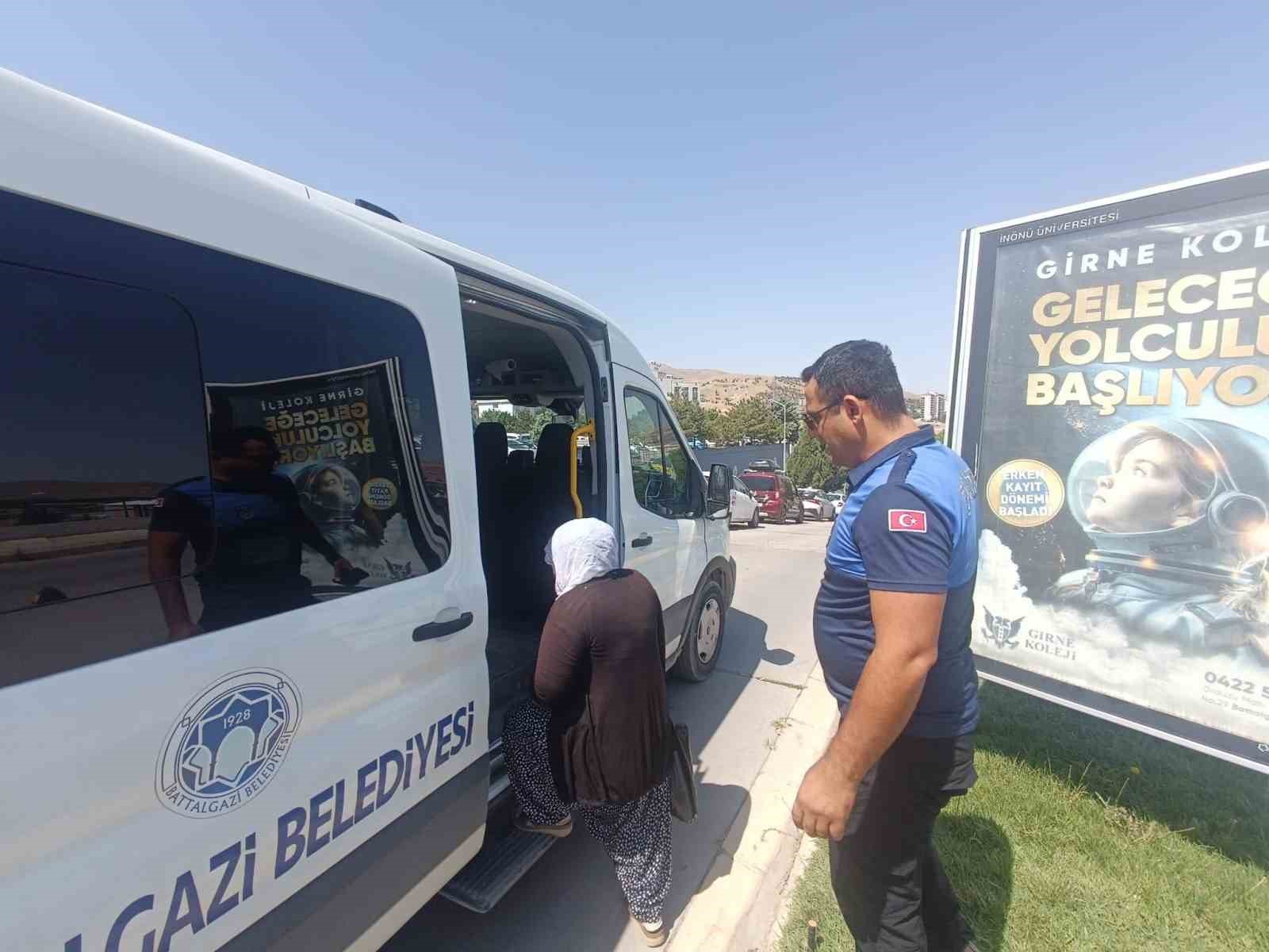 malatya-da-hastane-cevresinde-dilencilere-zabita-operasyonu-3-kisi-yakalandi