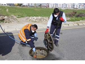 Efeler Belediyesi Sinekle Mücadelesini Yoğunlaştırdı