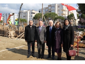 Burhaniye’de Deveciler İle Yatırımlar Hız Kesmiyor