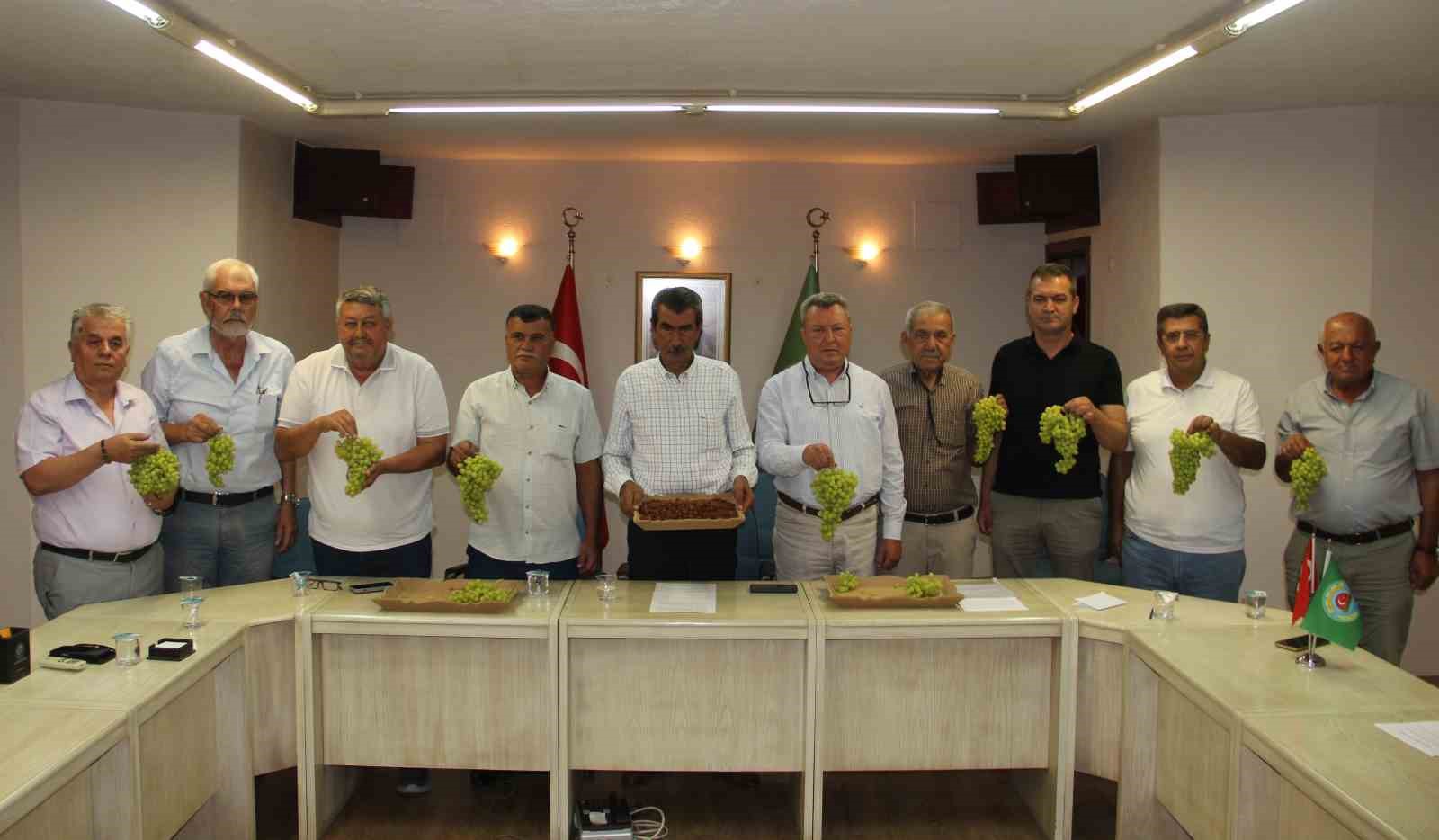 kuru-uzum-ureticisinden-taban-fiyat-cagrisi