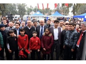 Nazilli’de Açılan Kitap Fuarı Çocuklarla Şenlendi