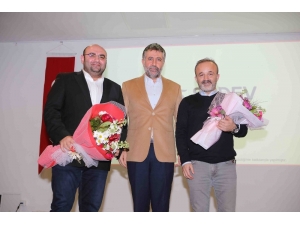 Bayraklı’da Yerel Yönetim Ve Eğitim Politikaları Tartışıldı