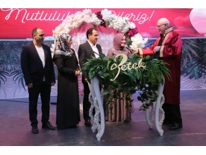 Kazım Kurt Fuarda Nikâh Kıydı