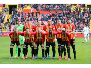 Süper Lig: Kayserispor: 0 - Konyaspor: 1 (Maç Devam Ediyor)