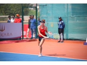 Berfu Cengiz Hindistan’da Finalde