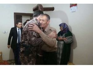Hakkari Emniyet Müdürü Aydın’dan Ev Ziyareti