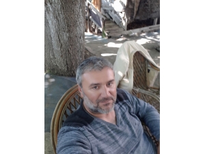 Balıkesir’de Kavgayı Ayırmak İsterken Bıçaklanan İş Adamı Hayatını Kaybetti