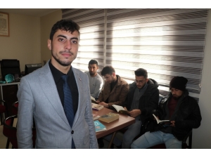 Genç Muhtardan Alkışlanacak Hareket