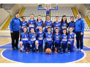 Yunusemreli Basketbolcular Galibiyet Serisini Sürdürdü