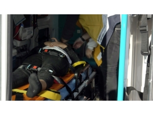 Otomobilin Çarptığı Öğrenci Yaralandı