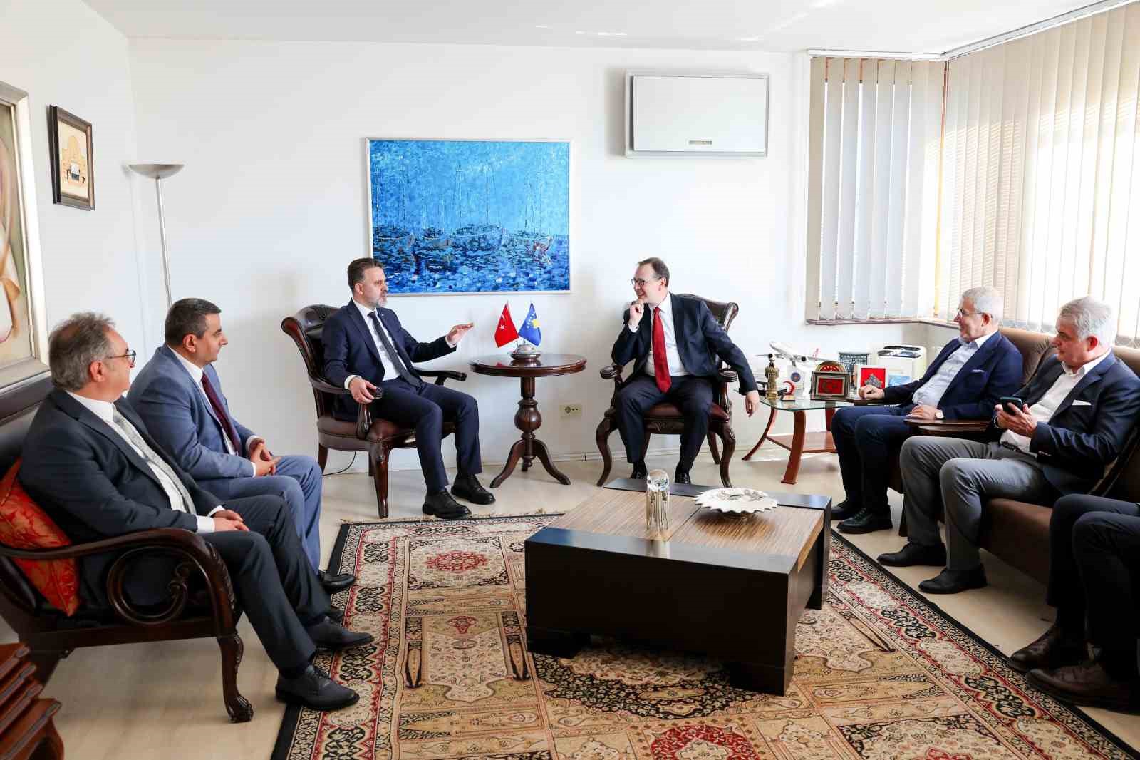 sultan-1-murad-han-kosova-daki-kabrinde-anildi