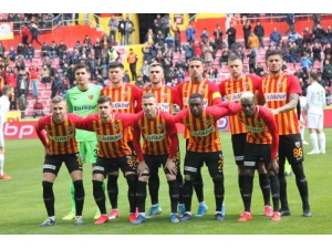 Kayserispor 11 Yabancıyla Oynadı
