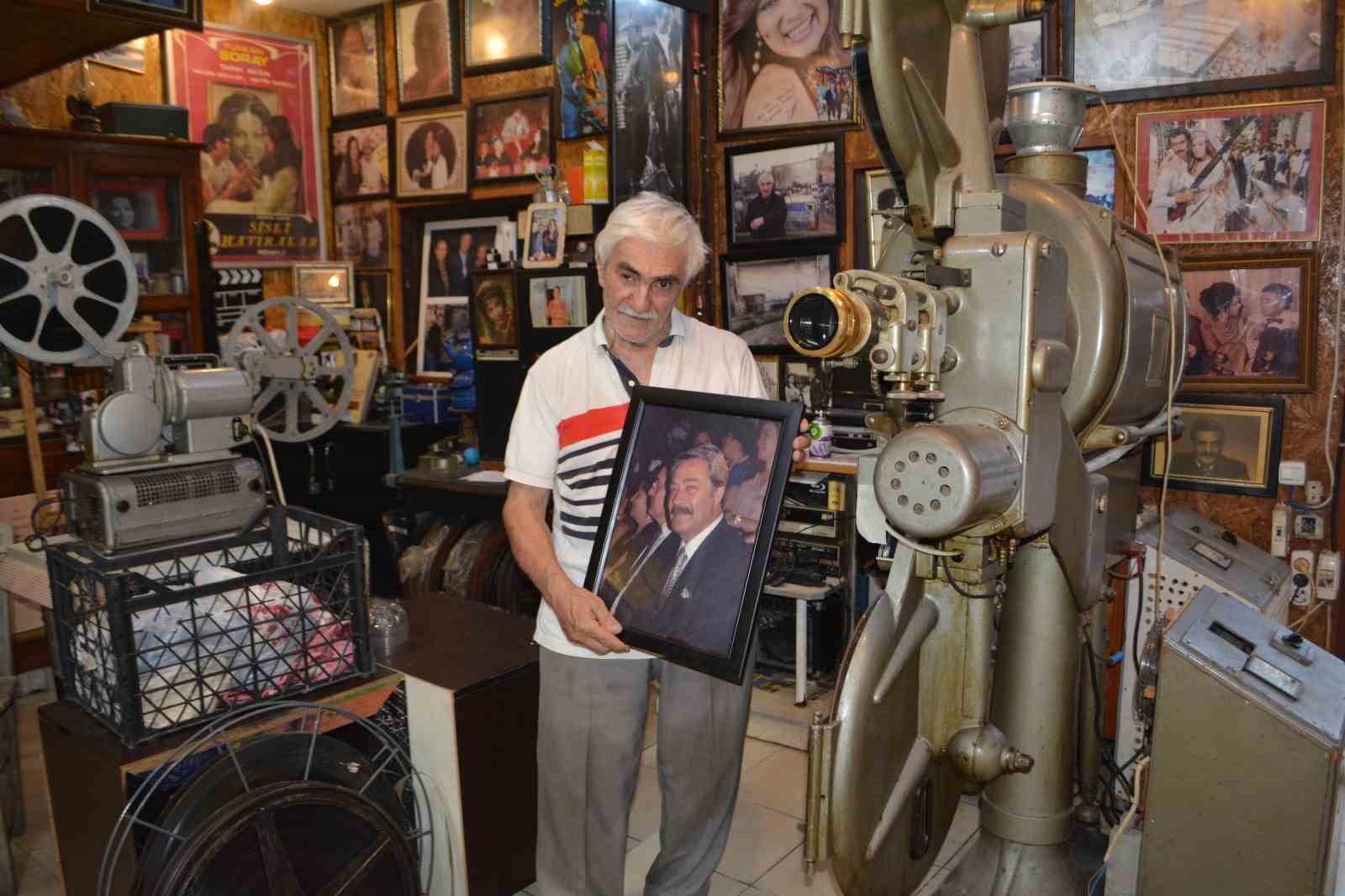 adana-da-kadir-inanir-anisina-ucretsiz-sinema-gosterimi-yapiliyor