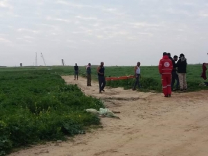 İsrail Güçleri Gazze Sınırında Filistinlilere Ateş Açtı: 1 Ölü, 2 Yaralı