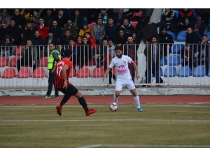 Isparta 32 Spor, Sarayköyspor’u 1-0 Mağlup Etti