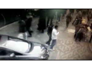 Çiçek Alan Kadının Telefonunu Çalan Zanlılar Tutuklandı