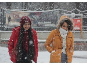 Doğu’da Aralıklı Kar Yağışı Etkili Olacak