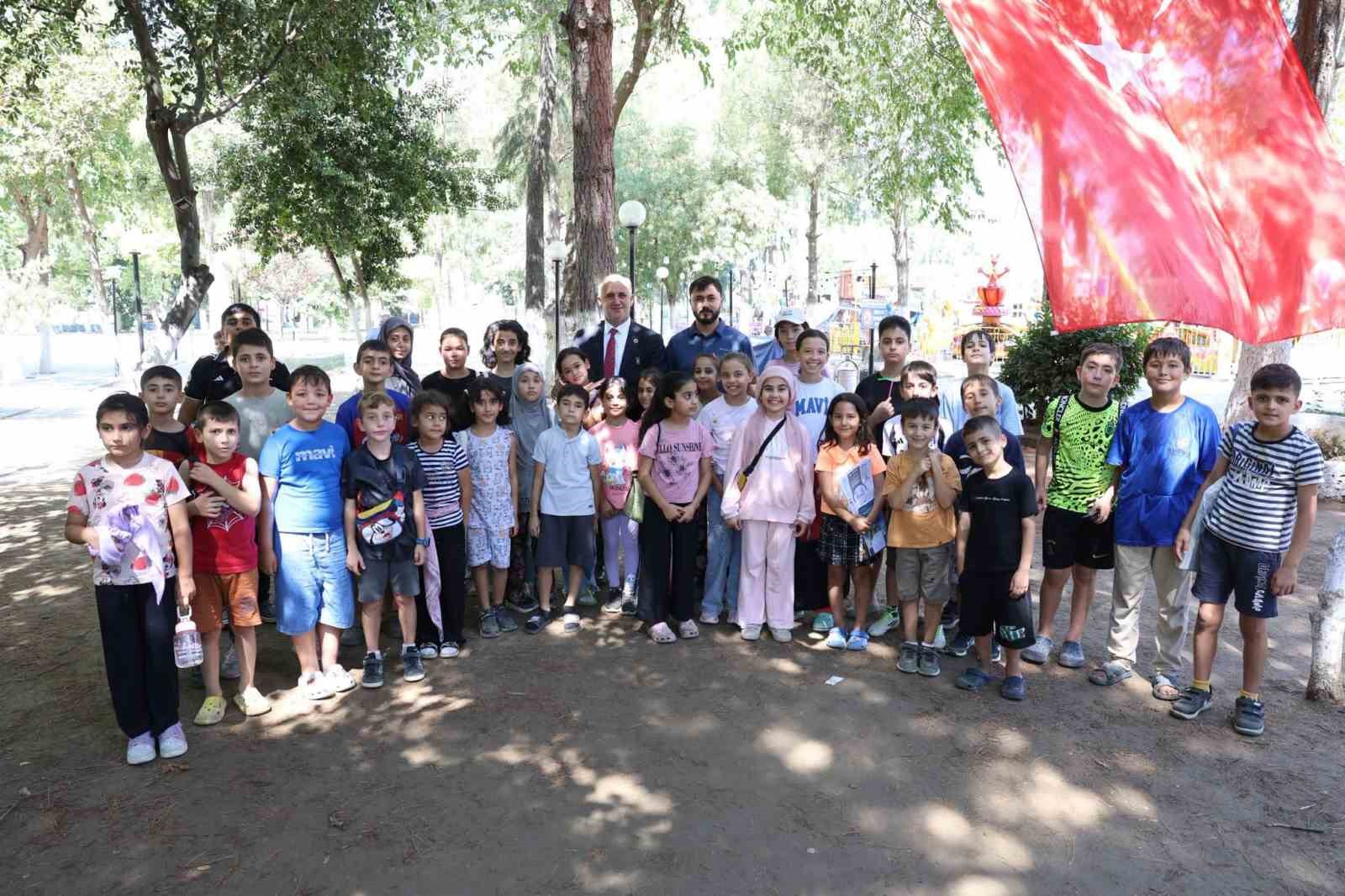 baskan-kaya-cocuklarimizin-egitim-hayatinda-yanlarinda-olmaya-devam-edecegiz
