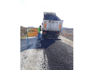Tarsus Ve Çamlıyayla’da Heyelandan Zarar Gören Yollar Onarılıyor