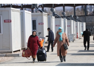 Konteyner Kentte Aileler İlk Günü Geride Bıraktı