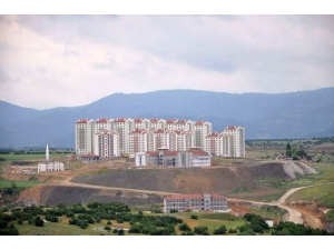 332 Konut İçin 2 Bin 202 Kişi Başvuruda Bulundu