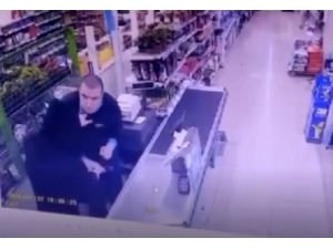 Kasiyer Soygunu Önledi