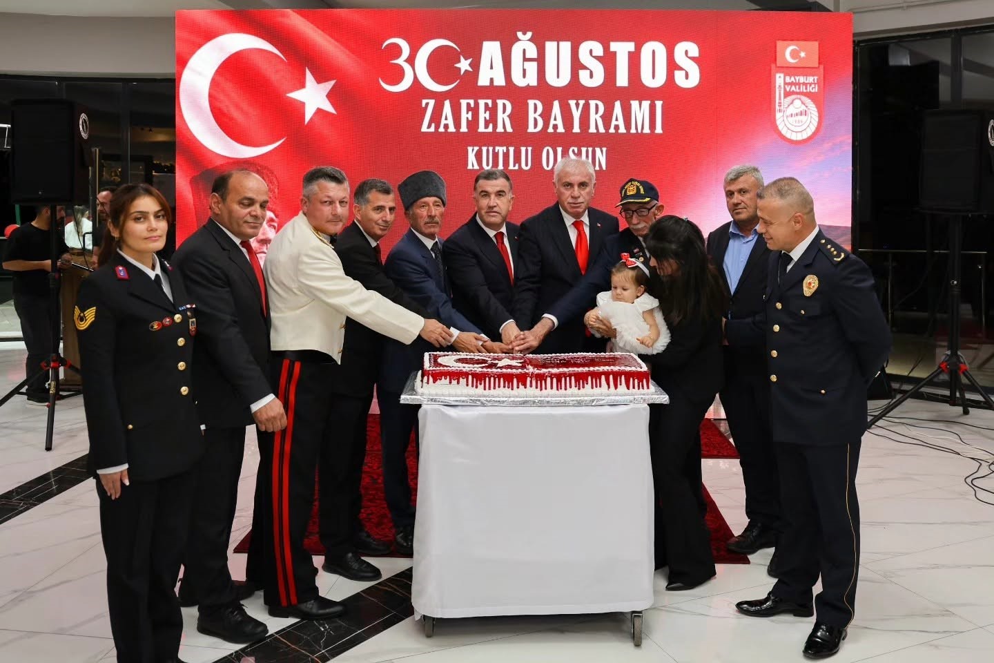 bayburt-ta-30-agustos-zafer-bayrami-resepsiyonu-duzenlendi