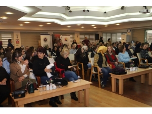 Düzcelilere Sosyal Medya Eğitimi Verildi