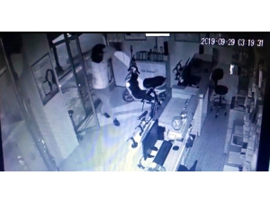 Kar Maskesi Taktı Ama Polisten Kaçamadı