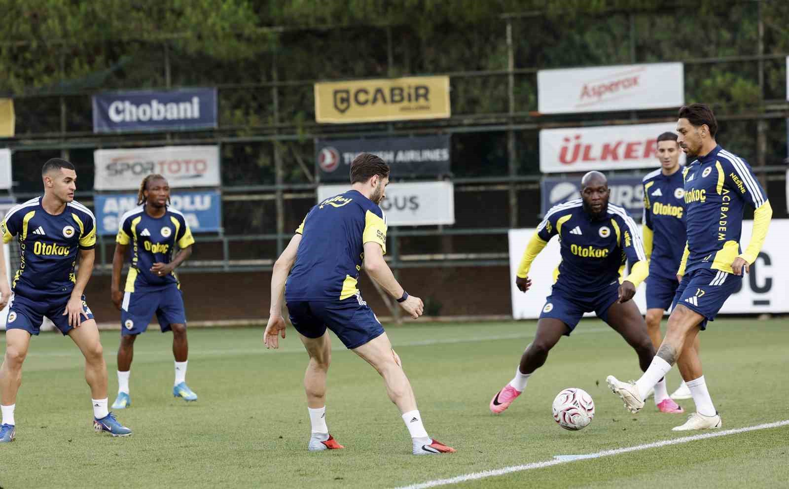 fenerbahce-samsunspor-maci-hazirliklarini-surdurdu