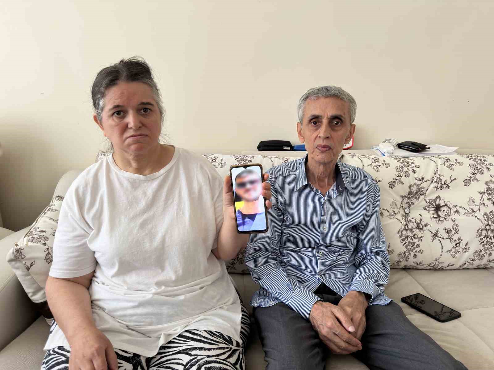 milyonlarca-lira-degerindeki-altinlari-alip-sirra-kadem-basti