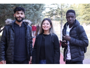 Elazığ’da Depremin Ardından Fırat Üniversitesi’nde De Eğitim Başladı