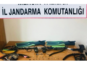 Denizde Define Ararken Yakalandılar