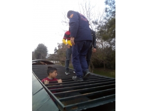 Çocuk Nostaljik Trene Sıkıştı