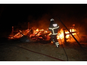 Çöp Yakayım Derken Bağ Evini Yaktı
