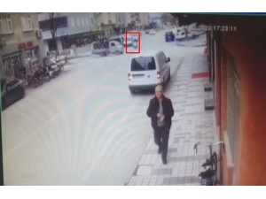 Kamyonetle Motosiklet Böyle Çarpıştı