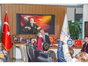 Karacabey’de Minikler Sordu Başkan Yanıtladı