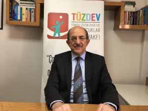Tüzdev Genel Başkanı Tekden: “Üstün Zekalı Çocukların Medyada Olması Psikolojilerini Bozuyor”