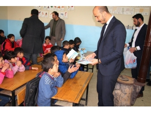 Çocuklara ‘Enerjik Hikayeler’ Kitabı