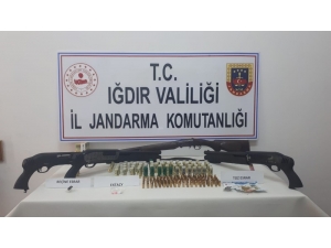 Jandarmadan Fuhuş Ve Uyuşturucu Operasyonu