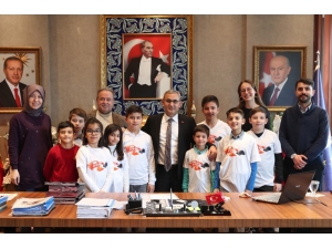 Minik Mucitlerin Yarışma Heyecanı