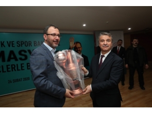 Rektör Elmacı’dan Kasapoğlu’na Semaver