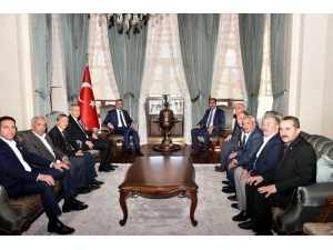 İl Genel Meclisi Üyelerinden Vali Soytürk’e Taziye Ziyareti
