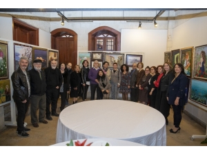 ‘Çukurova’nın Kadınları Karma Resim Sergisi’ Eski Gülnar Otelinde Açıldı