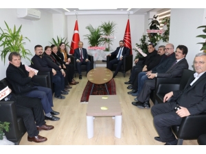 Arguvan Belediyesi’nden Chp’ye Ziyaret