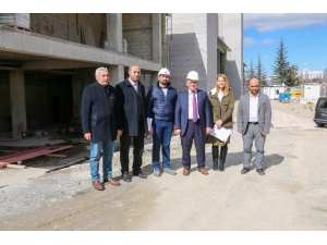 Yahyalı, Yeni Hastane İçin Gün Sayıyor