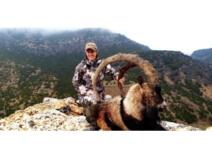 Abd’li Avcı Uzun Boynuzlu Dağ Keçisi Avladı