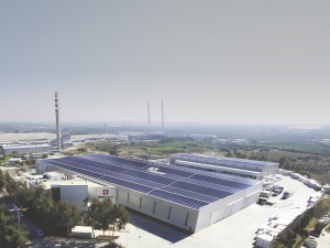 Kendi Enerjisini Kendisi Üretiyor