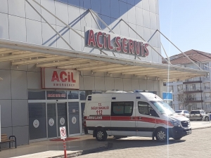 Devrilen Traktörün Altında Kalan Sürücü Hayatını Kaybetti